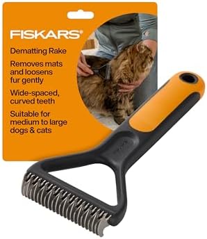 Fiskars Pet, Cat and Dog Brush, Fine Bristles & SoftGrip Handle by Unknown