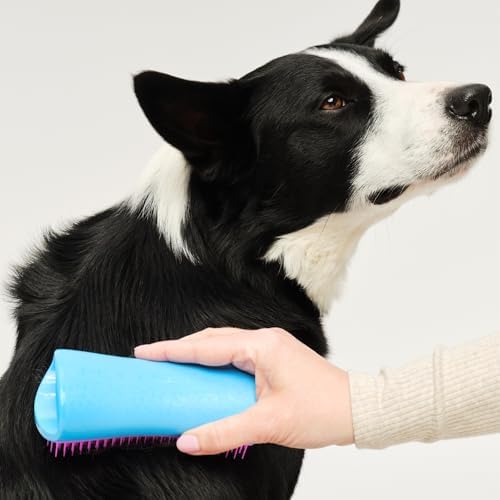 Pet Teezer De-Shedding Dog Brush - Image 3