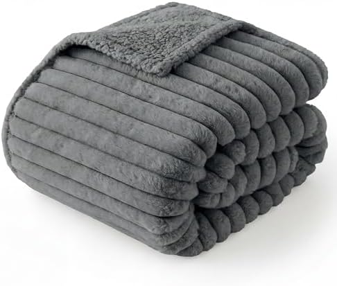 Bedsure ComfyFleece® Waterproof Dog Blankets by BEDSURE