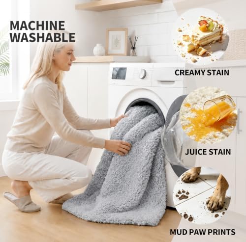 ILANGO Bathroom Rugs 36" × 24", Extra Soft Absorbent Microfiber Bath Rugs - Image 3