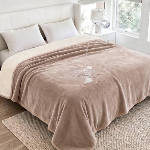 Luciphia Waterproof Pet Blanket, Washable Reversible Sherpa Fleece Throw by luciphia