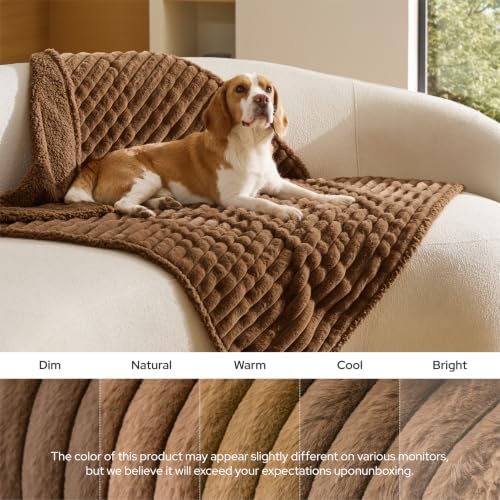 Bedsure ComfyFleece® Waterproof Dog Blankets - Image 5